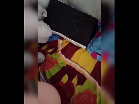 ❤️ O la'u uo e nofo na o ia i le fale ona o lana tane e alu i tafaoga ma ou te faaaogaina le avanoa e fufui ai ma faatumu lana asini i le susu. ️ Pono ﹏